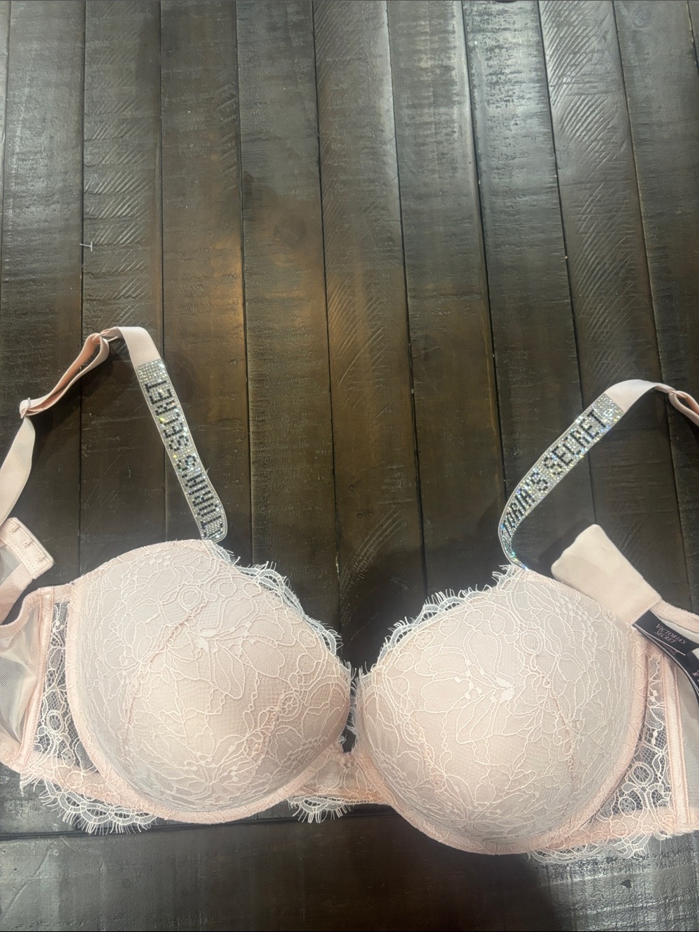 Victoria's Secret Pale Pink Lace Push-Up Bra with Logo Straps